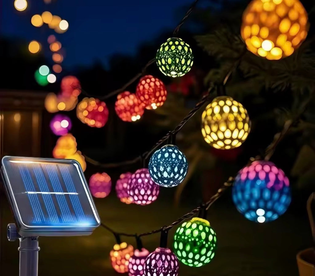 20 LED Moroccan Ball Solar String Lights