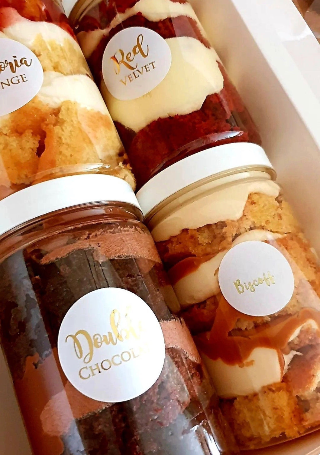 2 Delicious Cake Jars