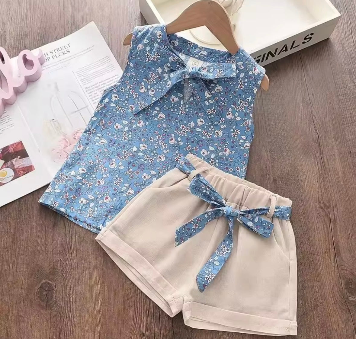 Blouse T-shirt & Shorts