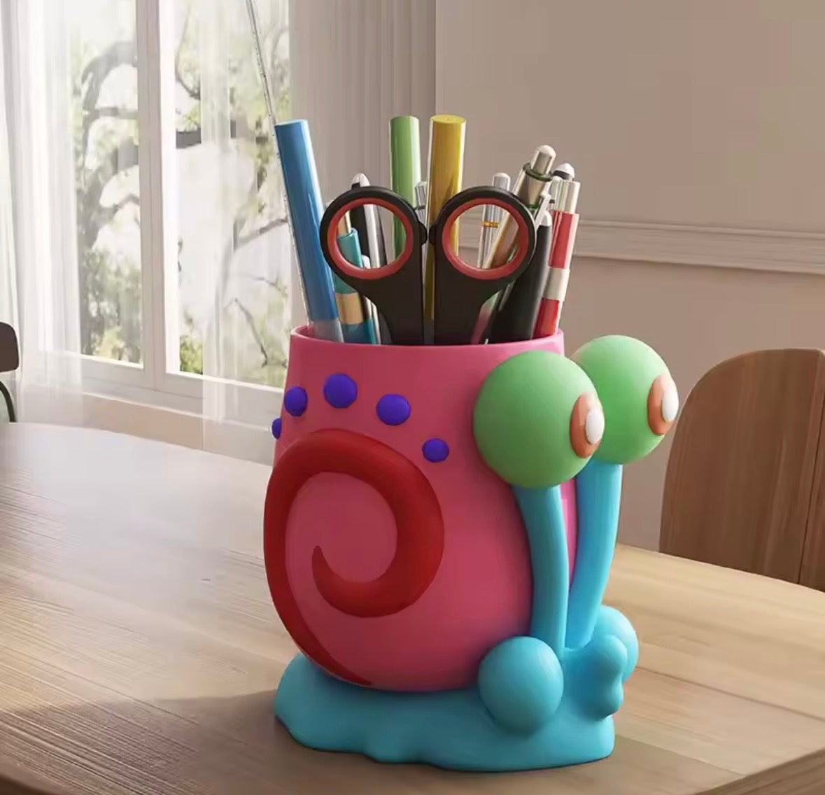 Snail Pencils Storage