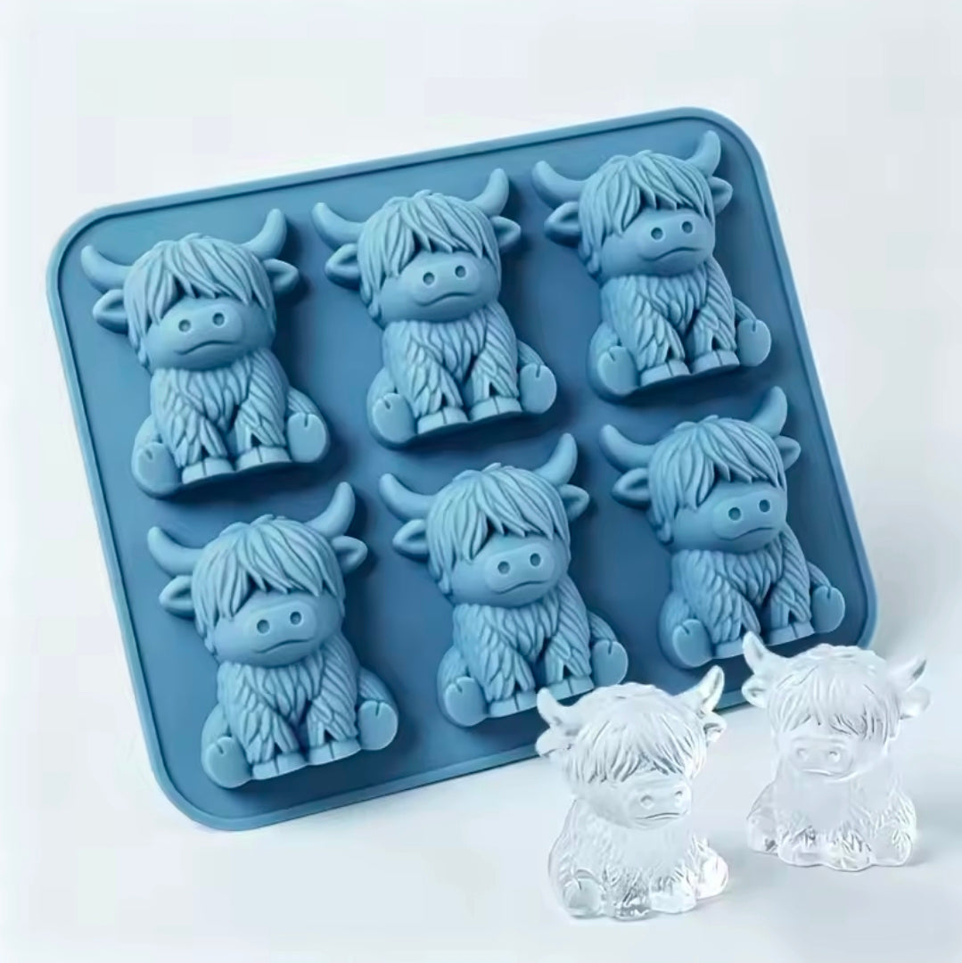 6 Cavity Cute Highland Cow Silicone Ice Cube Mold